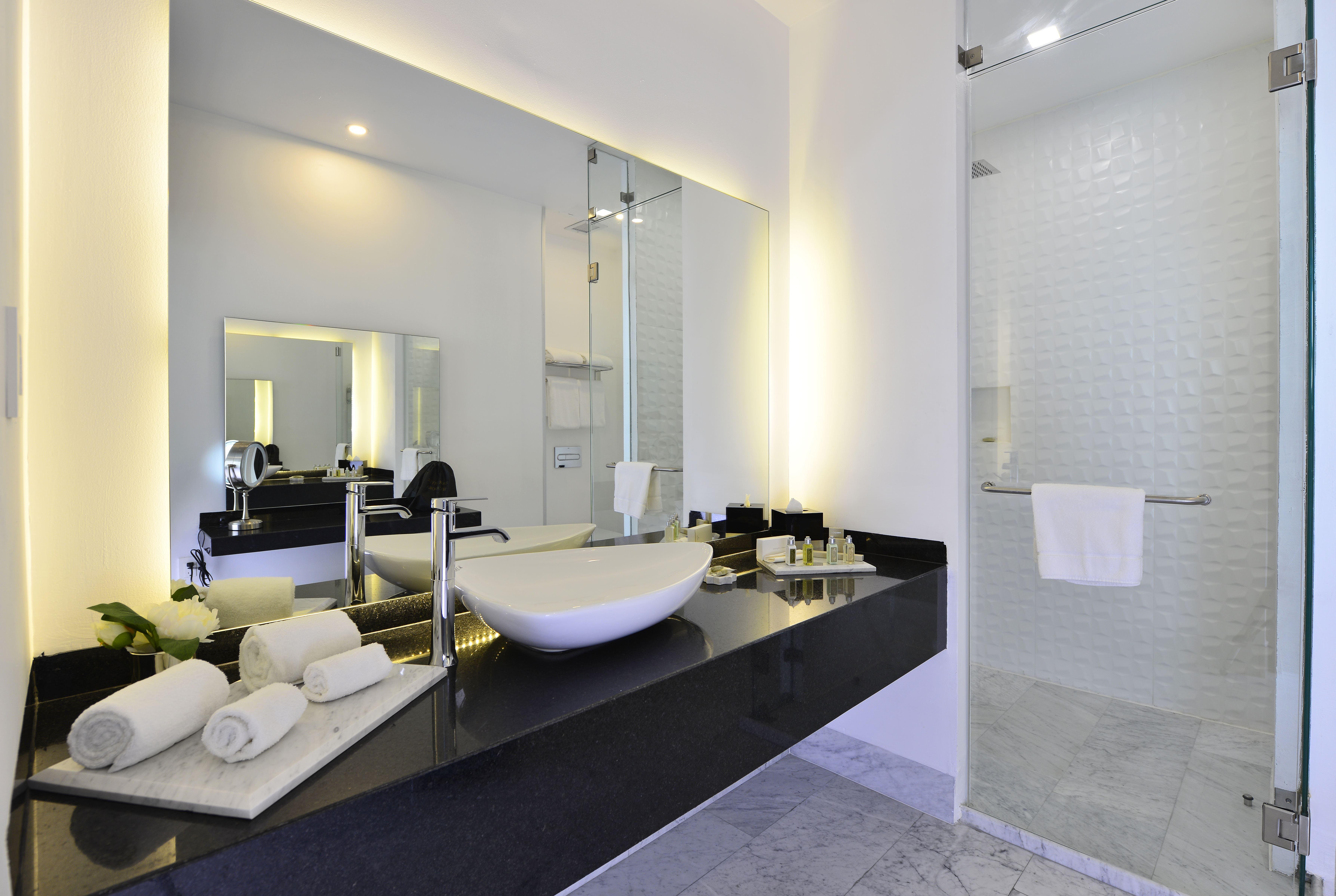 Baruk Guadalajara Hotel De Autor Eksteriør billede Bathroom