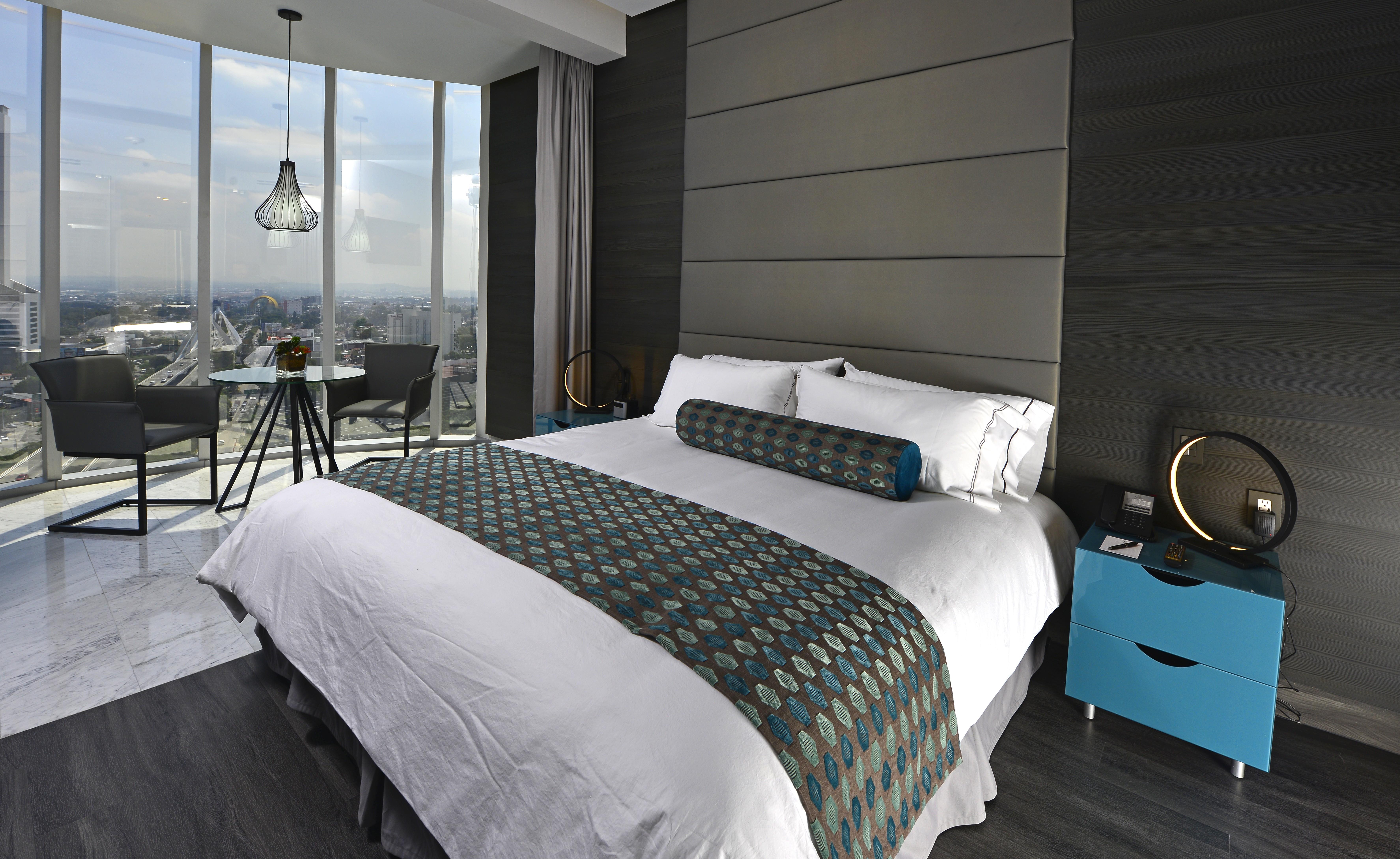 Baruk Guadalajara Hotel De Autor Eksteriør billede A bed runner